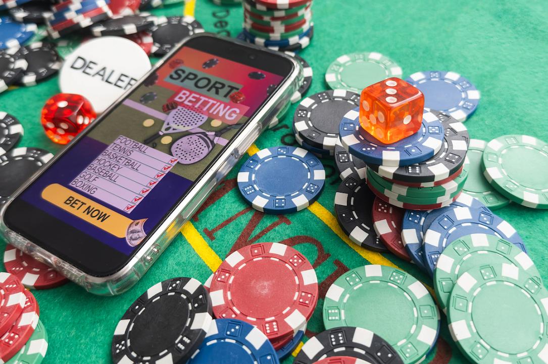 Get your hands on huge rewards with top slots and table games. 44